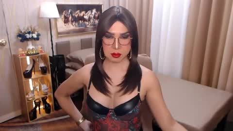 jenniegarcia online show from May 18, 10:21 am