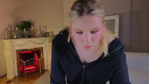 Snapshot of jes_solar chatting on October 18, 8:56 pm jes_solar online show from October 18, 8:56 pm