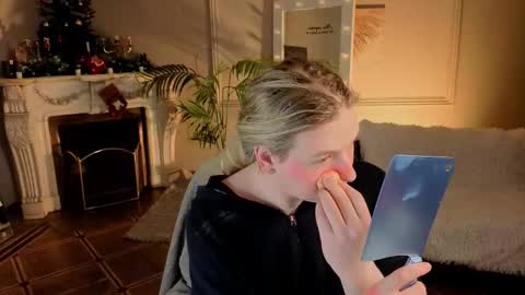 jes_solar online show from January 11, 10:27 pm