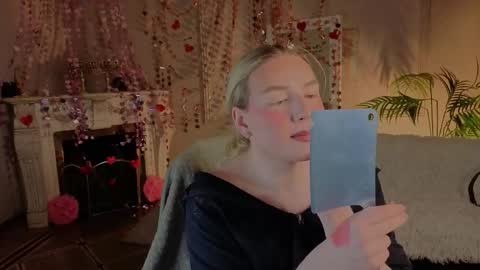 jes_solar online show from February 13, 9:55 pm