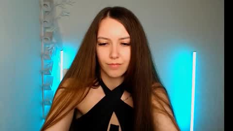 Emma online show from October 26, 1:45 am