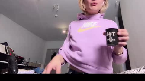 Anya online show from October 4, 7:14 pm