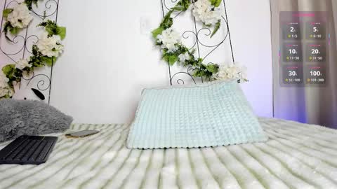 Jiggly online show from September 21, 1:44 am