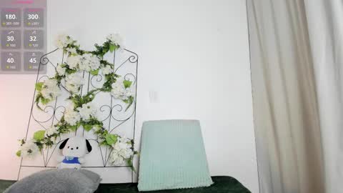 Jiggly online show from October 8, 11:39 pm