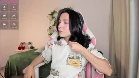 Jiggly online show from October 11, 1:19 am