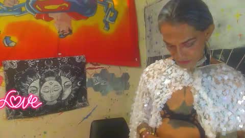 Snapshot of julieth_wolf chatting on October 18, 8:12 pm Julieth Wolf online show from October 18, 8:12 pm
