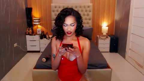 Jynx online show from April 3, 5:33 pm