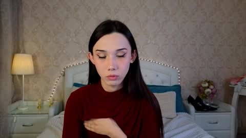 Kaia Monday Thursday FridaySaturdaySunday online show from November 9, 3:24 pm