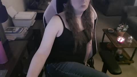 Snapshot of kait331 chatting on March 8, 1:19 am Camprincess331 online show from March 8, 1:19 am