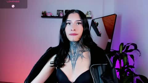 Kali Ka Please help me with your thumbs up its important   dont forget my birthday on October 26 online show from June 1, 7:59 pm