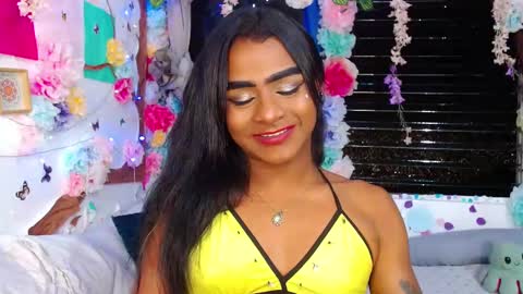Snapshot of karly_coffe chatting on February 28, 7:05 am KARLY. online show from February 28, 7:05 am