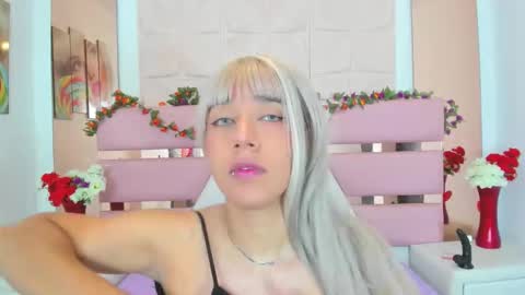 KattyJener online show from March 30, 4:35 am