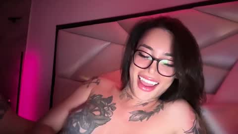 Emily online show from March 20, 2:01 am