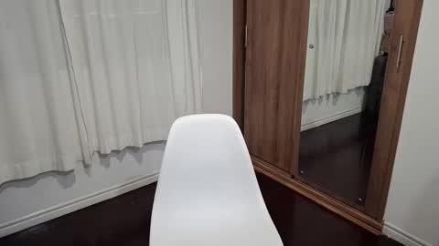 Kaylee Sims online show from January 15, 2:10 am