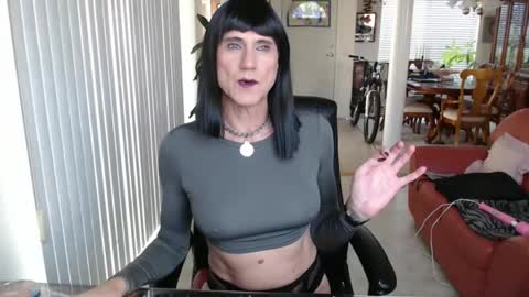 kellyanne Lynn but please call me fucktoy online show from November 30, 5:48 pm