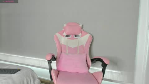 Aleja3 online show from November 27, 7:05 pm