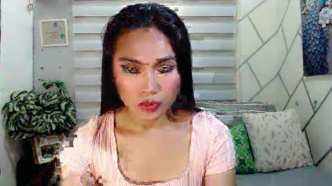 Snapshot of kendallxxx16 chatting on February 25, 5:41 am Kent online show from February 25, 5:41 am