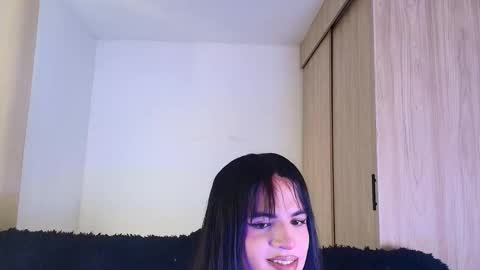 Kerly online show from January 8, 9:30 pm