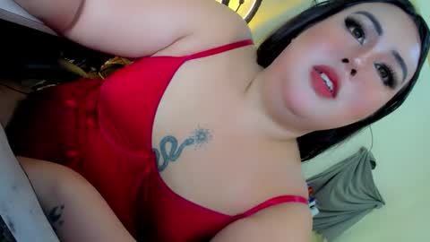 kiacum4u online show from December 22, 6:12 pm