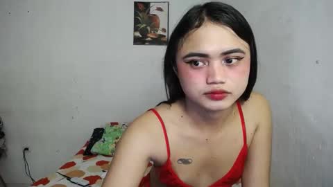 kim ejara online show from January 10, 2:46 am