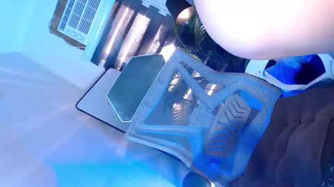 Its your girl KIRA online show from February 10, 3:02 am