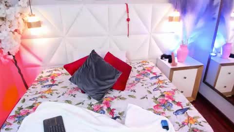 Kitty online show from March 1, 1:39 pm