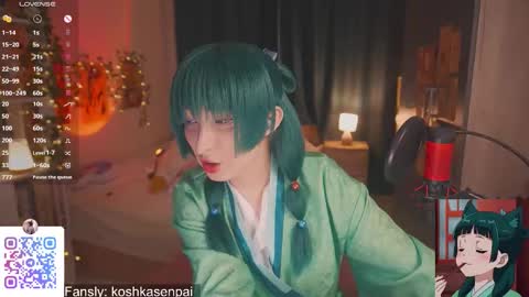 Snapshot of koshkasenpai chatting on October 4, 11:44 am koshkasenpai online show from October 4, 11:44 am