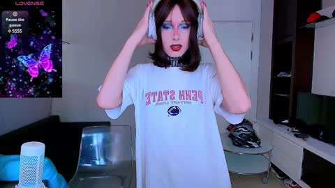 Snapshot of kristinaholland chatting on January 30, 10:08 am kristina online show from January 30, 10:08 am