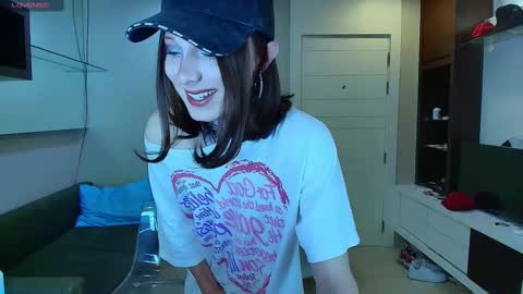 Snapshot of kristinaholland chatting on February 9, 7:30 pm kristina online show from February 9, 7:30 pm