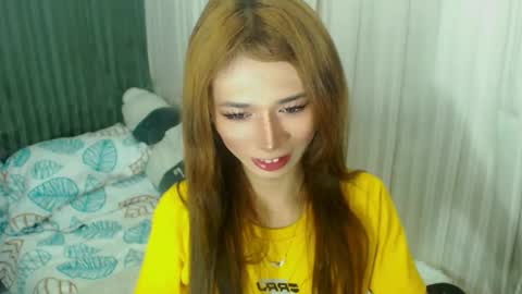 Snapshot of kylene17 chatting on February 3, 5:18 am babyKylene online show from February 3, 5:18 am