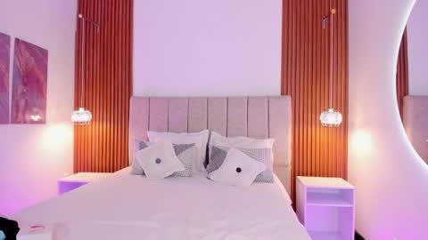 kloe sofia online show from February 11, 12:13 pm