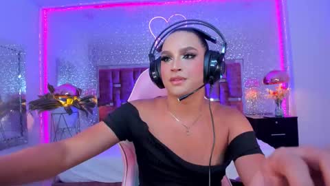 Kylie online show from October 10, 6:14 am