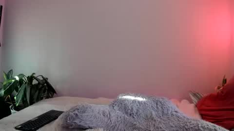 Chelsea Poe online show from April 17, 1:52 am