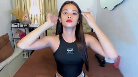 Snapshot of lady_moriseth chatting on February 21, 8:50 am lady_moriseth online show from February 21, 8:50 am