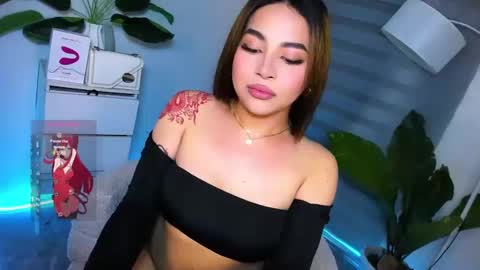 Your sweet Laura online show from February 24, 10:04 am