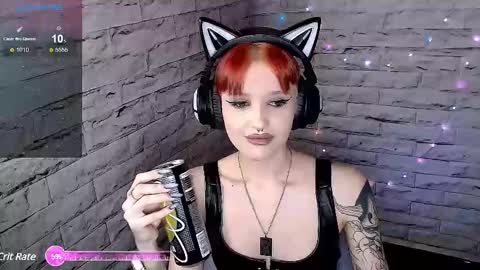 Snapshot of lauren_raquel chatting on February 13, 6:27 pm Eva online show from February 13, 6:27 pm
