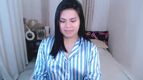 Snapshot of leighcortesi chatting on October 19, 2:09 pm Cailey online show from October 19, 2:09 pm