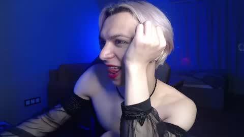 Leon online show from July 4, 11:32 pm