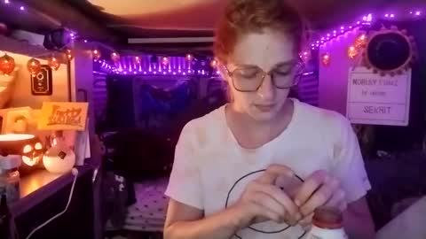 LesleyGumGrass- The Boring Trans girl online show from September 14, 2:50 am