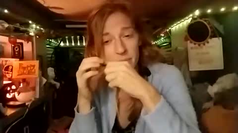 LesleyGumGrass- The Boring Trans girl online show from November 27, 10:51 am