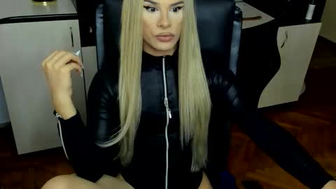 Snapshot of lexxymiss chatting on September 14, 8:46 pm eva lexy you may call me Miss online show from September 14, 8:46 pm