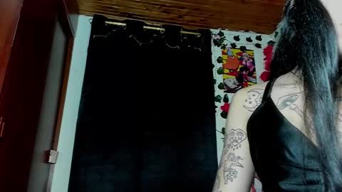   online show from October 24, 7:35 am