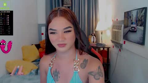 Snapshot of lil_fantacy chatting on December 27, 11:28 am LILY online show from December 27, 11:28 am