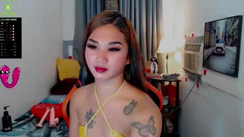 Snapshot of lil_fantacy chatting on February 3, 2:45 pm LILY online show from February 3, 2:45 pm