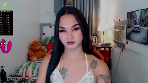 Snapshot of lil_fantacy chatting on February 24, 9:20 pm LILY online show from February 24, 9:20 pm