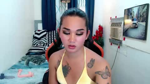 Snapshot of lil_fantacy chatting on September 24, 7:47 am LILY online show from September 24, 7:47 am