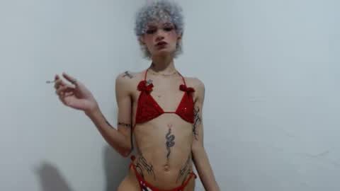 Snapshot of lilith_evil7 chatting on December 6, 6:53 am lilith_evil7 online show from December 6, 6:53 am