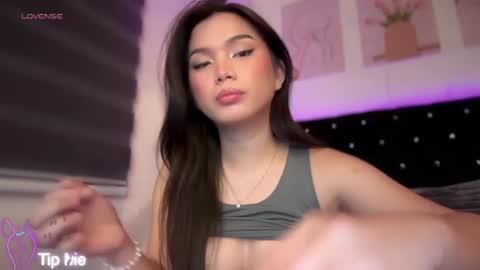 Lily- DONT FORGET TO FOLLOW ME HERE online show from June 22, 7:55 pm