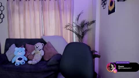   online show from February 10, 10:39 pm