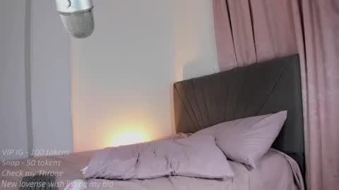 lindajoinx online show from July 25, 5:00 pm
